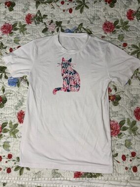 Floral Cat🌸🐈 Graphic T-Shirt